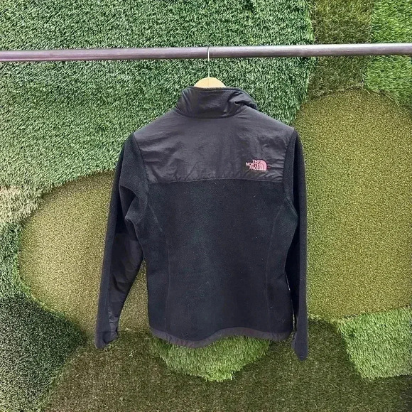 The  North Face Black Pink Denali Small - Picture 2 of 5